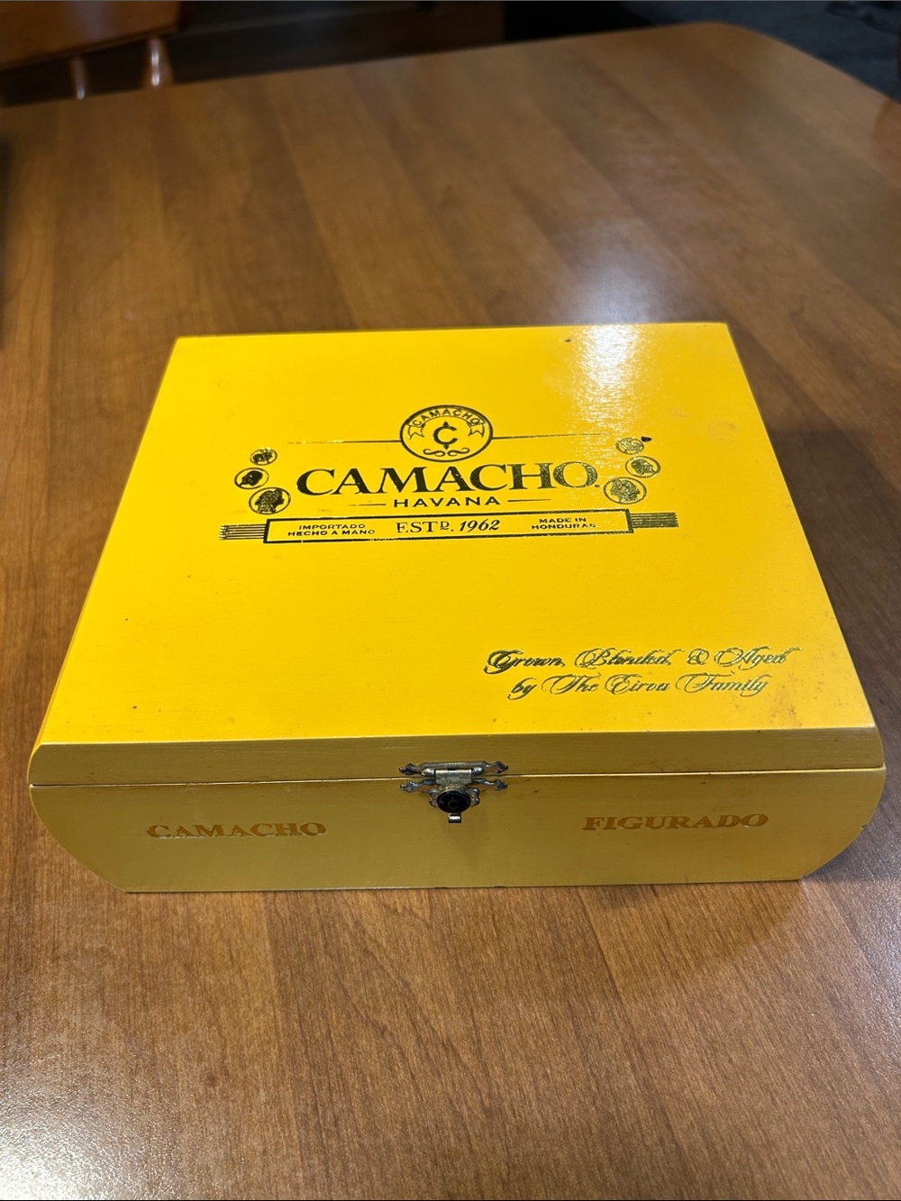 Camacho Havana Yellow Cigar wooden Humidor Box